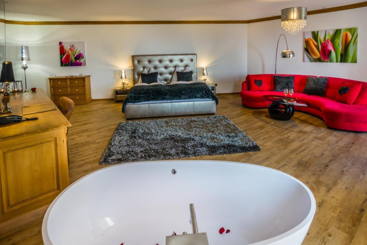 Wellness Hotel V Nebi Korenov Luaran gambar