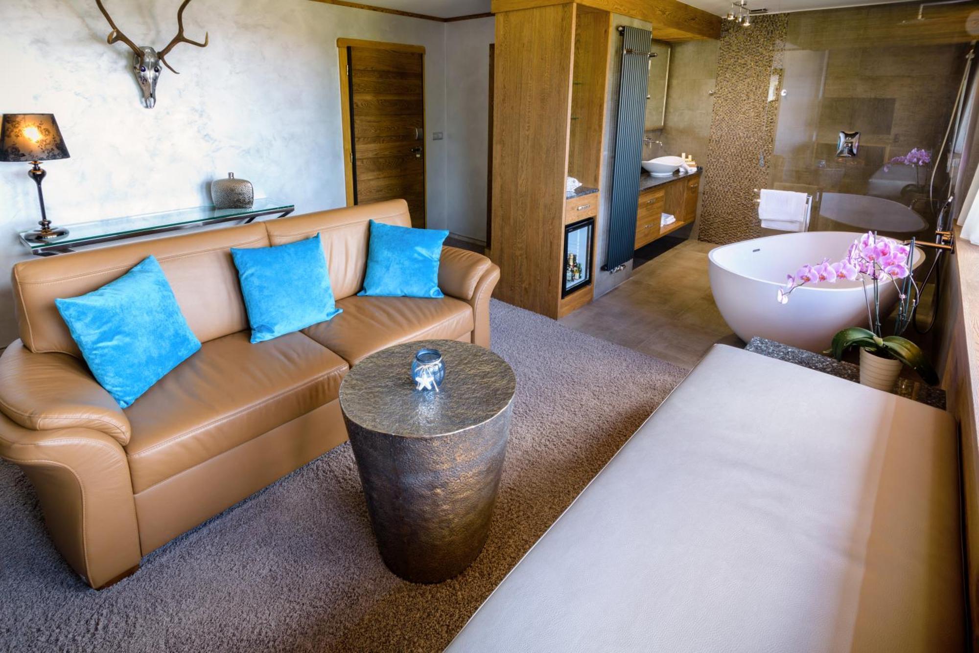 Wellness Hotel V Nebi Korenov Luaran gambar